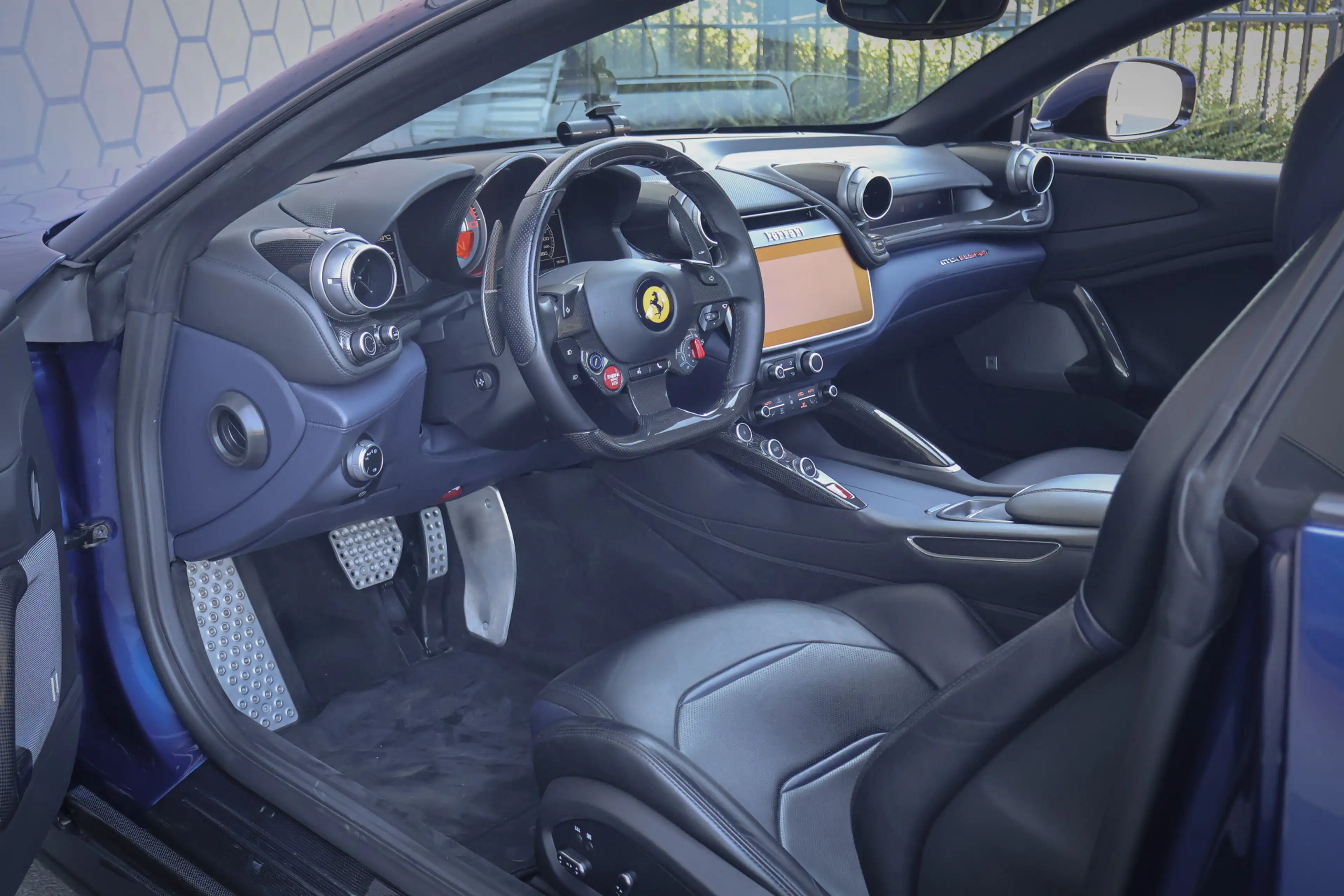 Ferrari GTC4 Lusso T 3.9 V8 | DEALER ONDERHOUDEN | APPLE CARPLAY | CA — photo 34