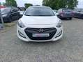 Hyundai i30 1.6CRDi/GARANTIE12M/CAR PASS/FULL OPTIONS/EURO5 Blanc - thumbnail 3