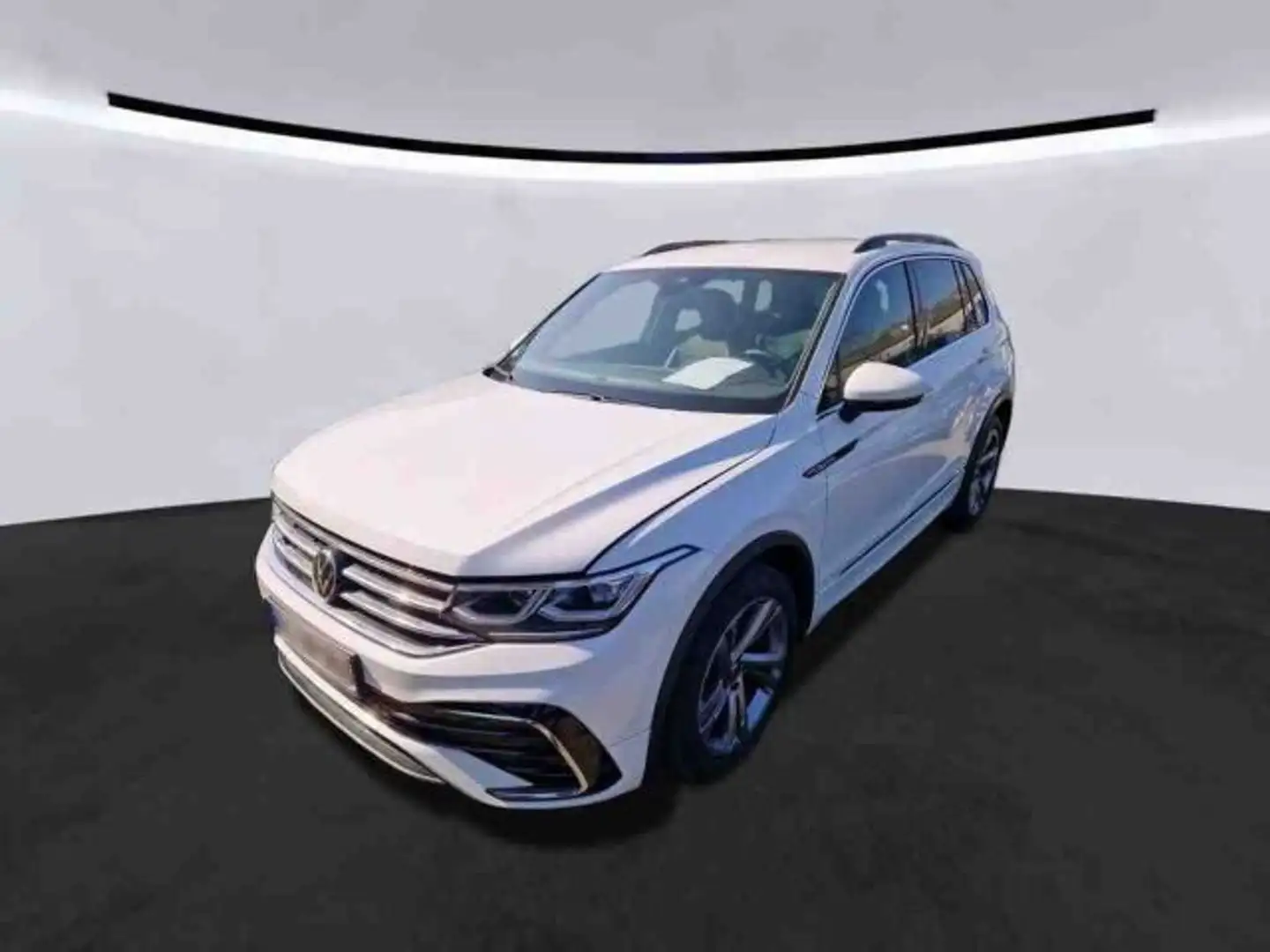 Volkswagen Tiguan 1.5 TSI DSG R-LINE MATRIX+NAV+ACC+SHZ+RFK Weiß - 2