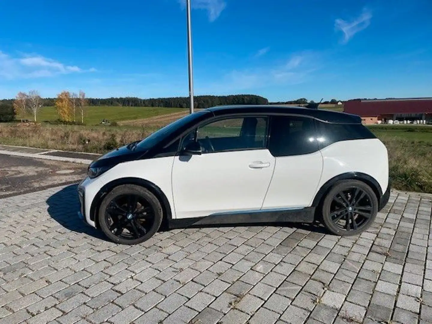 BMW i3 Baureihe i3 s, KAM, Navi, SHZ Blau - 2