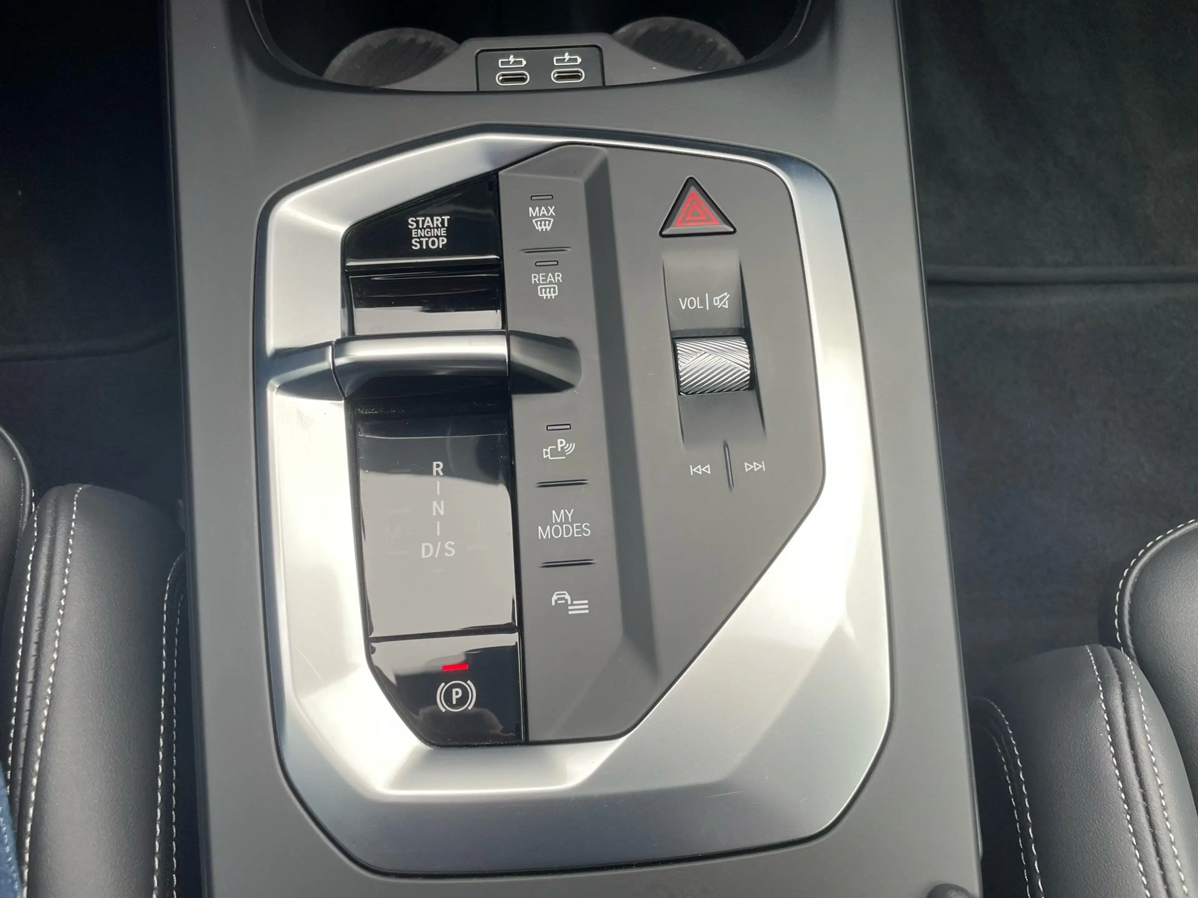 BMW 235 M235 xDrive  Gran Coupe Sportpaket Head-Up DAB — photo 12