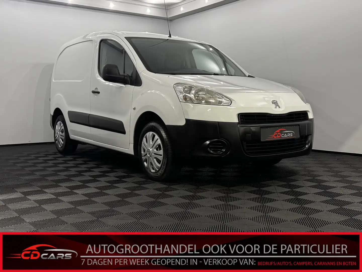 Peugeot Partner 120 1.6 e-HDI L1 XR Profit + Airco, Radio Bij de v Wit - 1