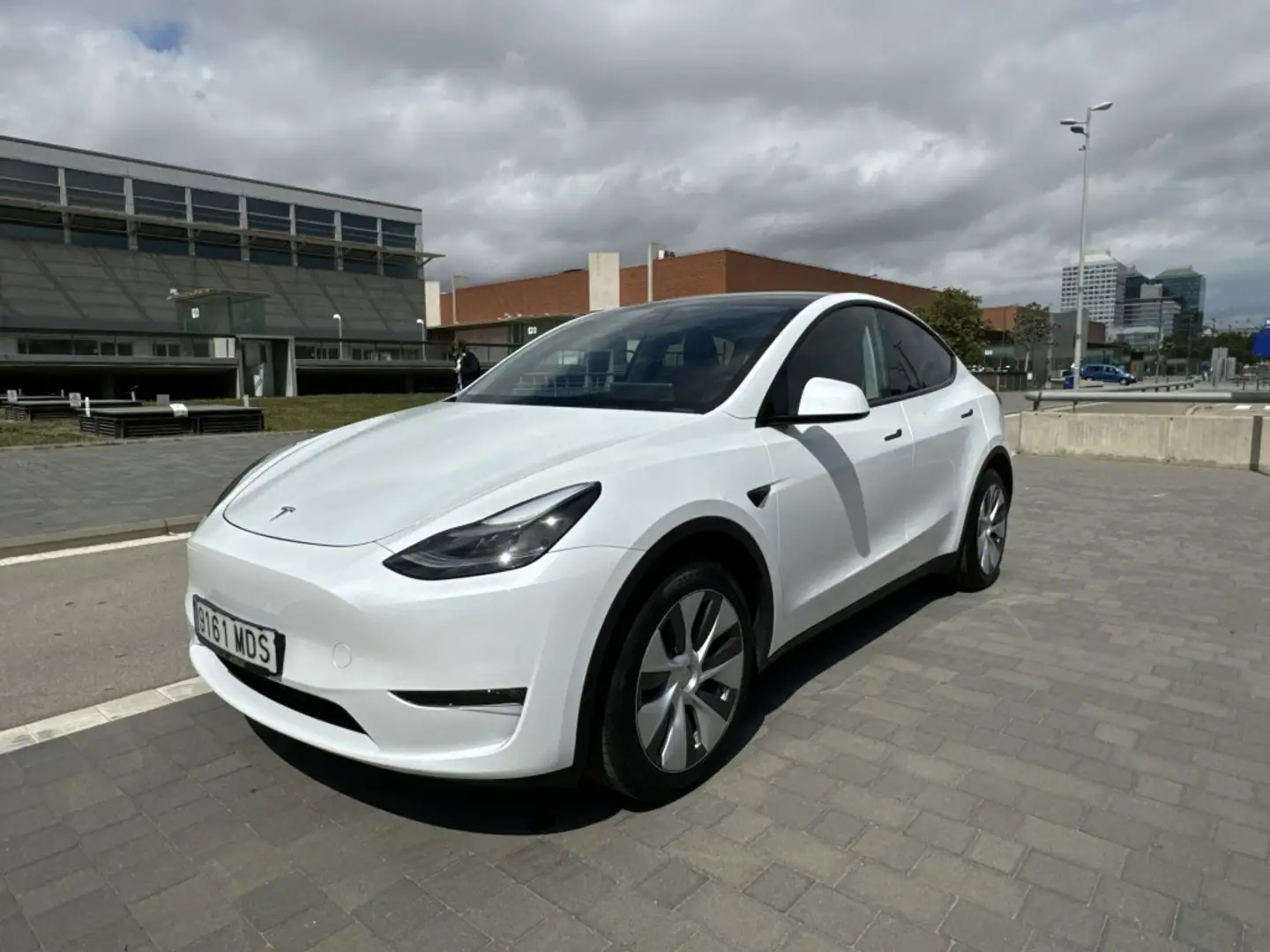 Tesla Model Y Gran Autonomia AWD Blanc - 1