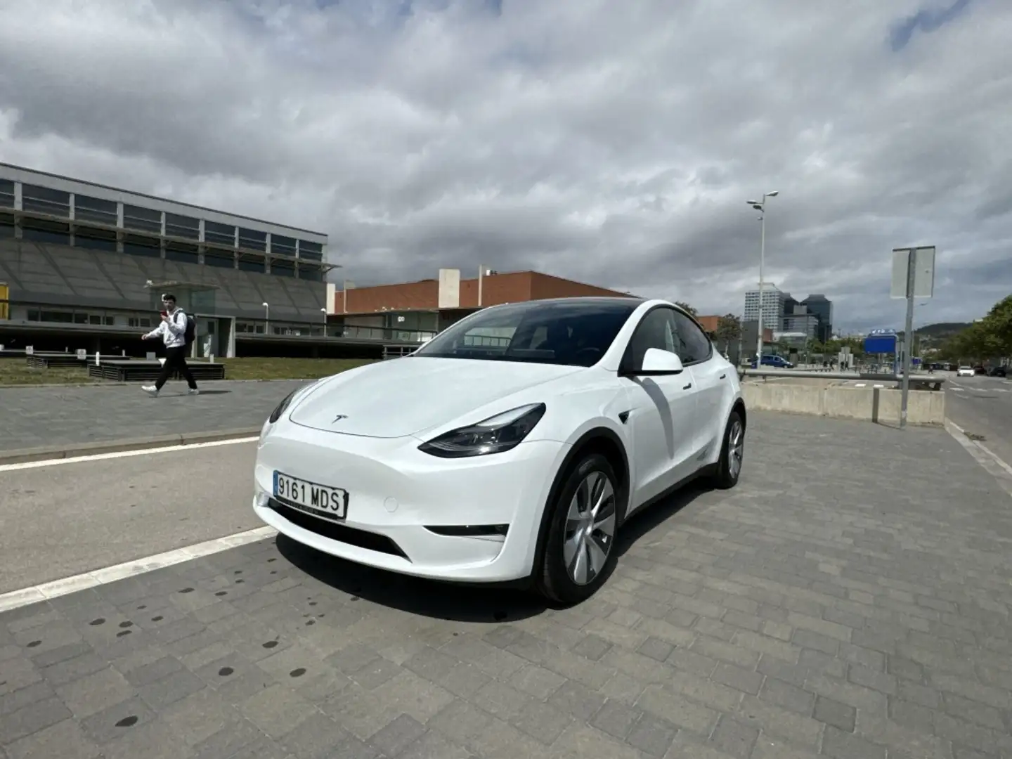 Tesla Model Y Gran Autonomia AWD Blanc - 2