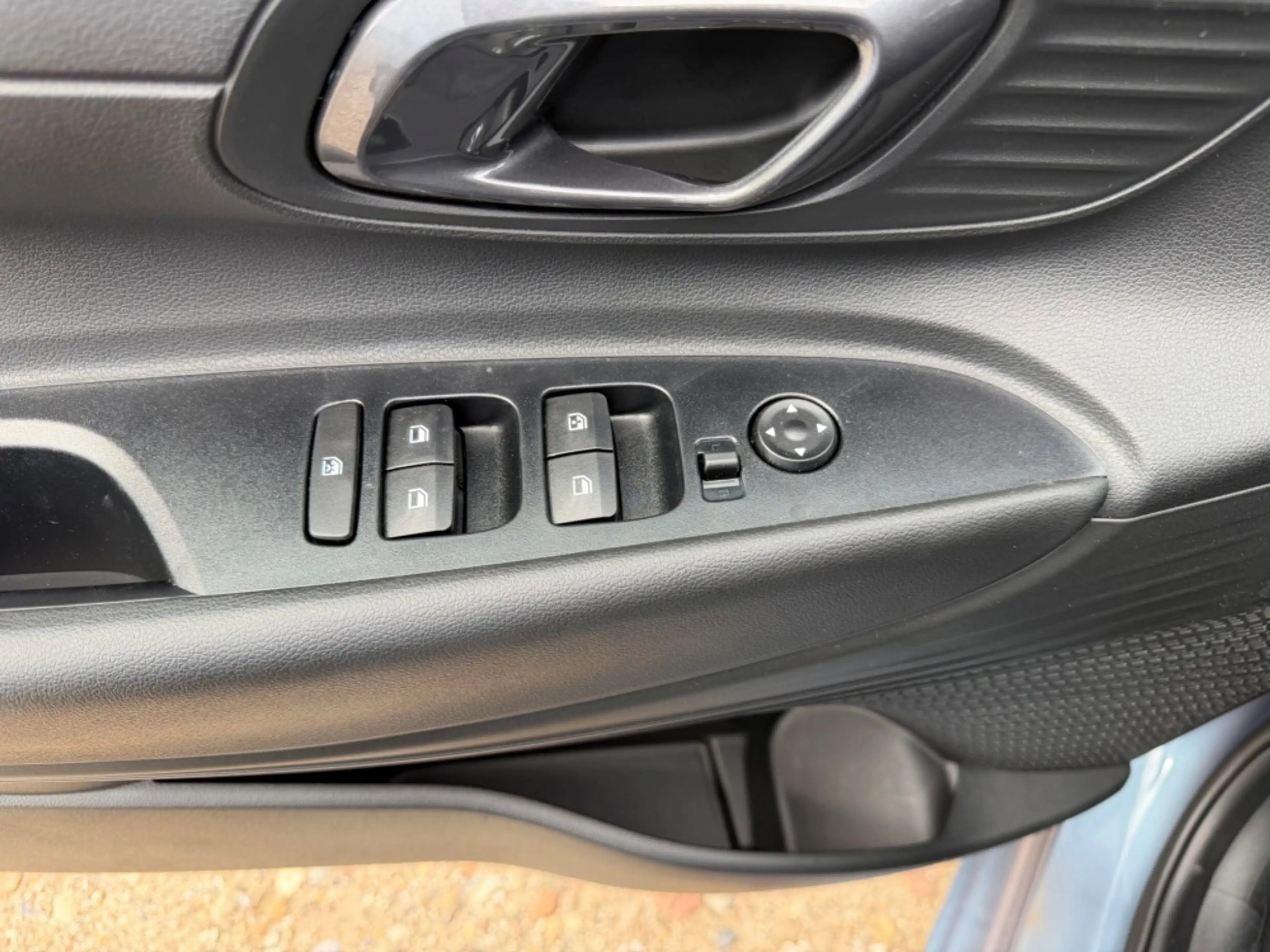 Hyundai i20 1.0 T-GDi 90 AT Trend Navi APP SHZ ALU — photo 9