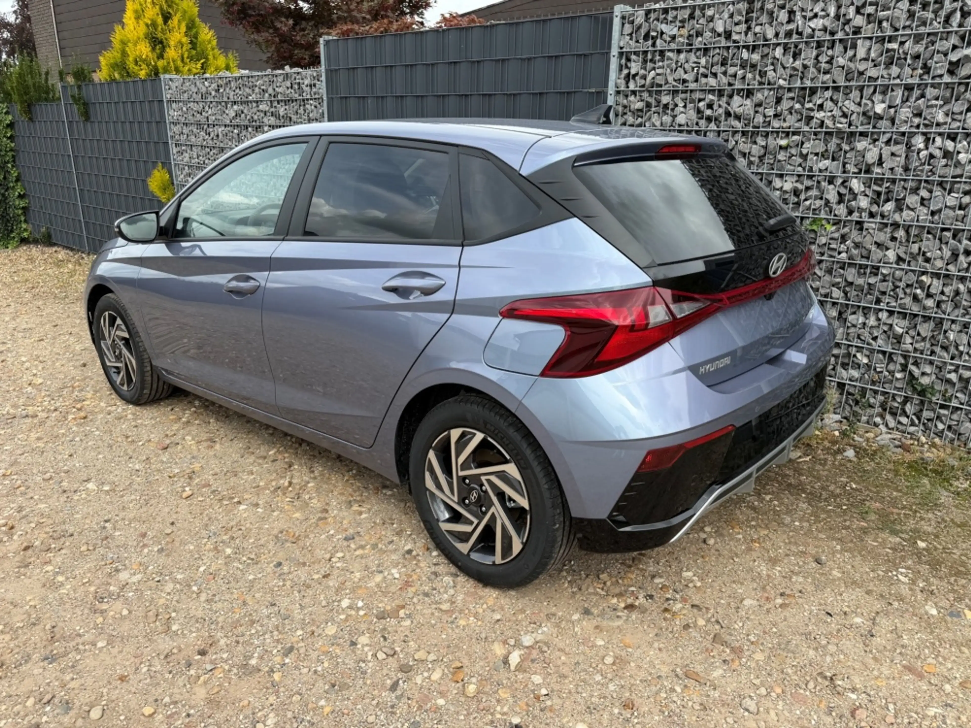 Hyundai i20 1.0 T-GDi 90 AT Trend Navi APP SHZ ALU — photo 5
