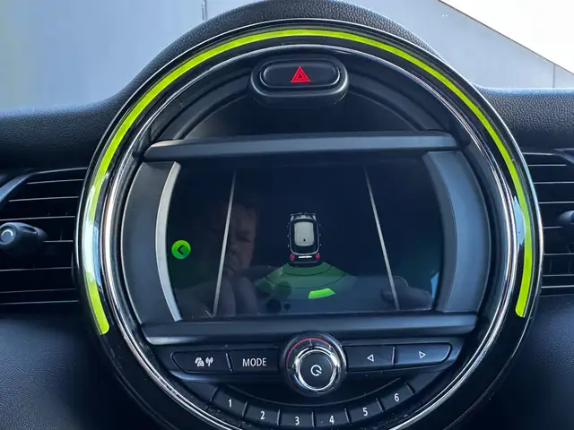 Mini Cooper Cooper view 14