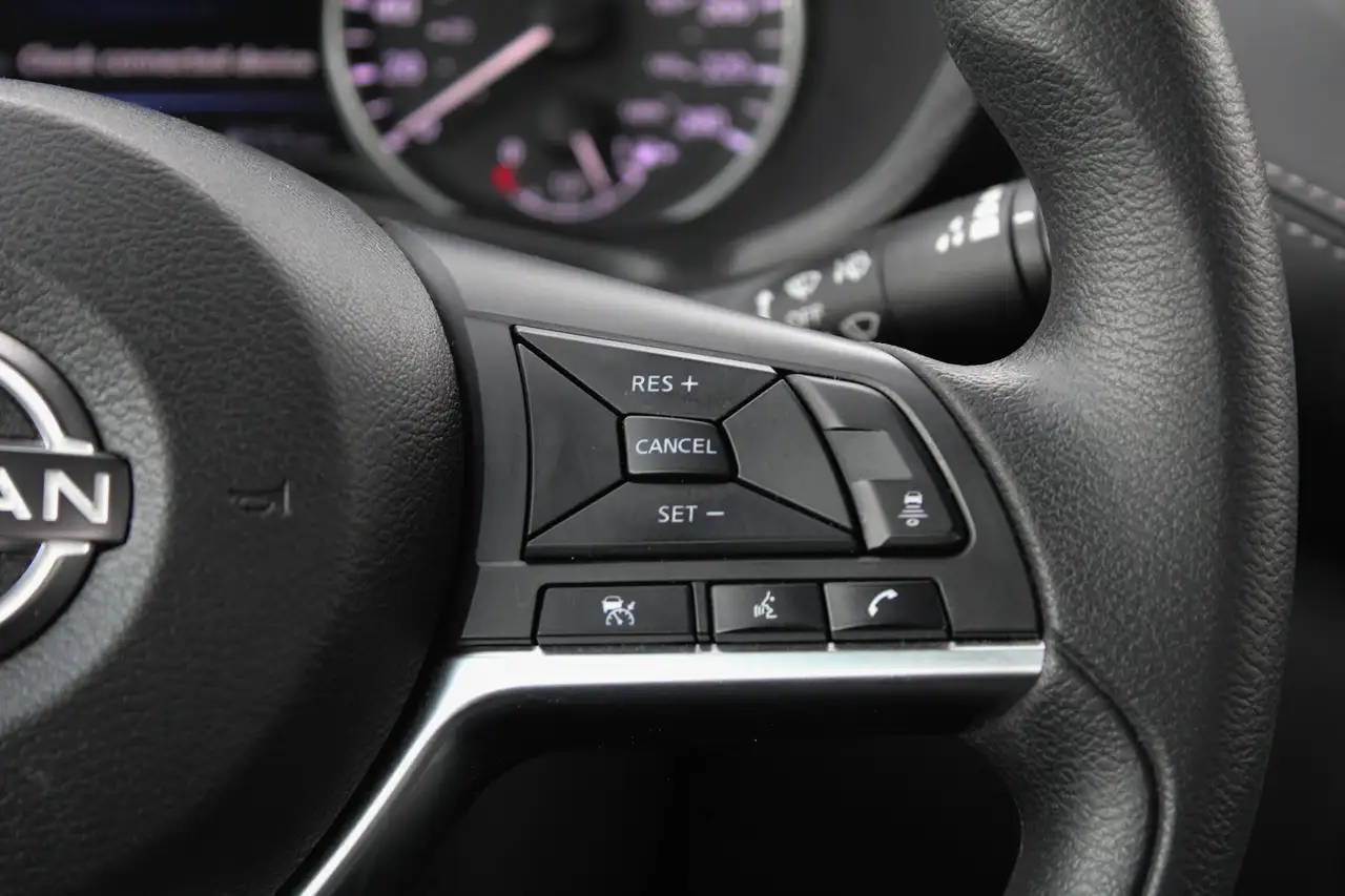 Nissan Sentra fotografie Nissan Sentra