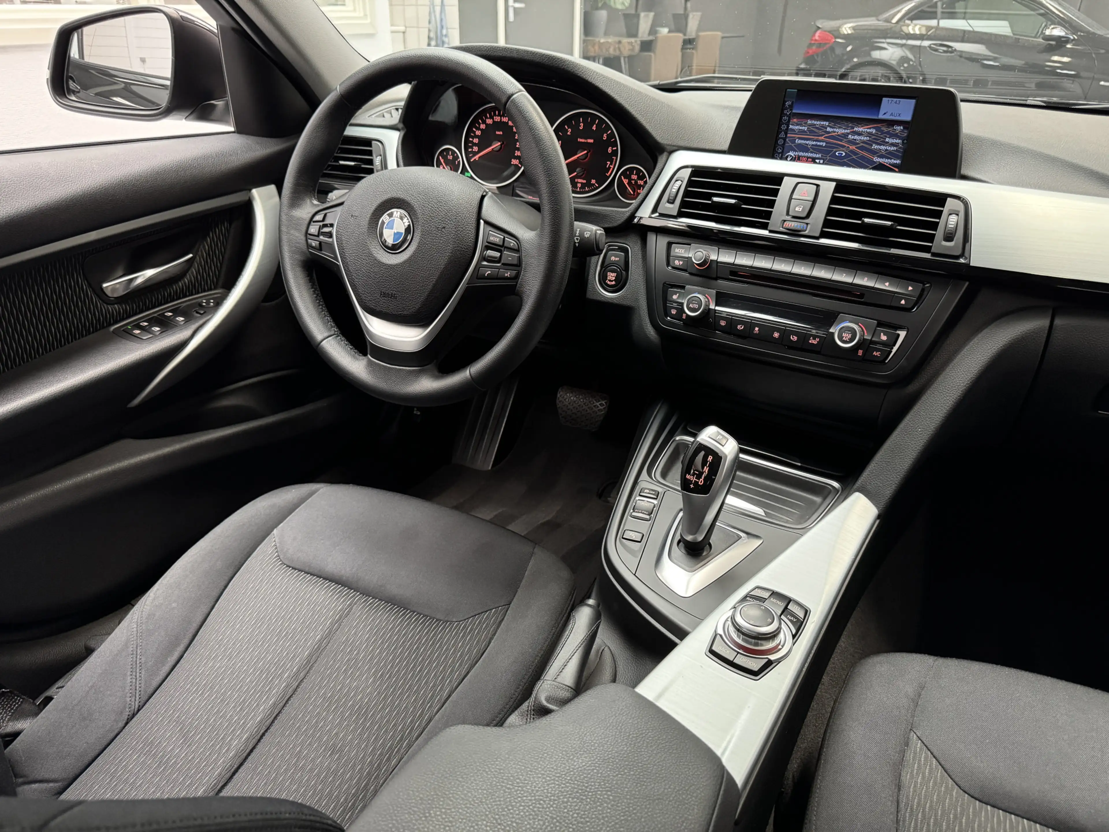 BMW 316 3-serie 316i High Executive — photo 3