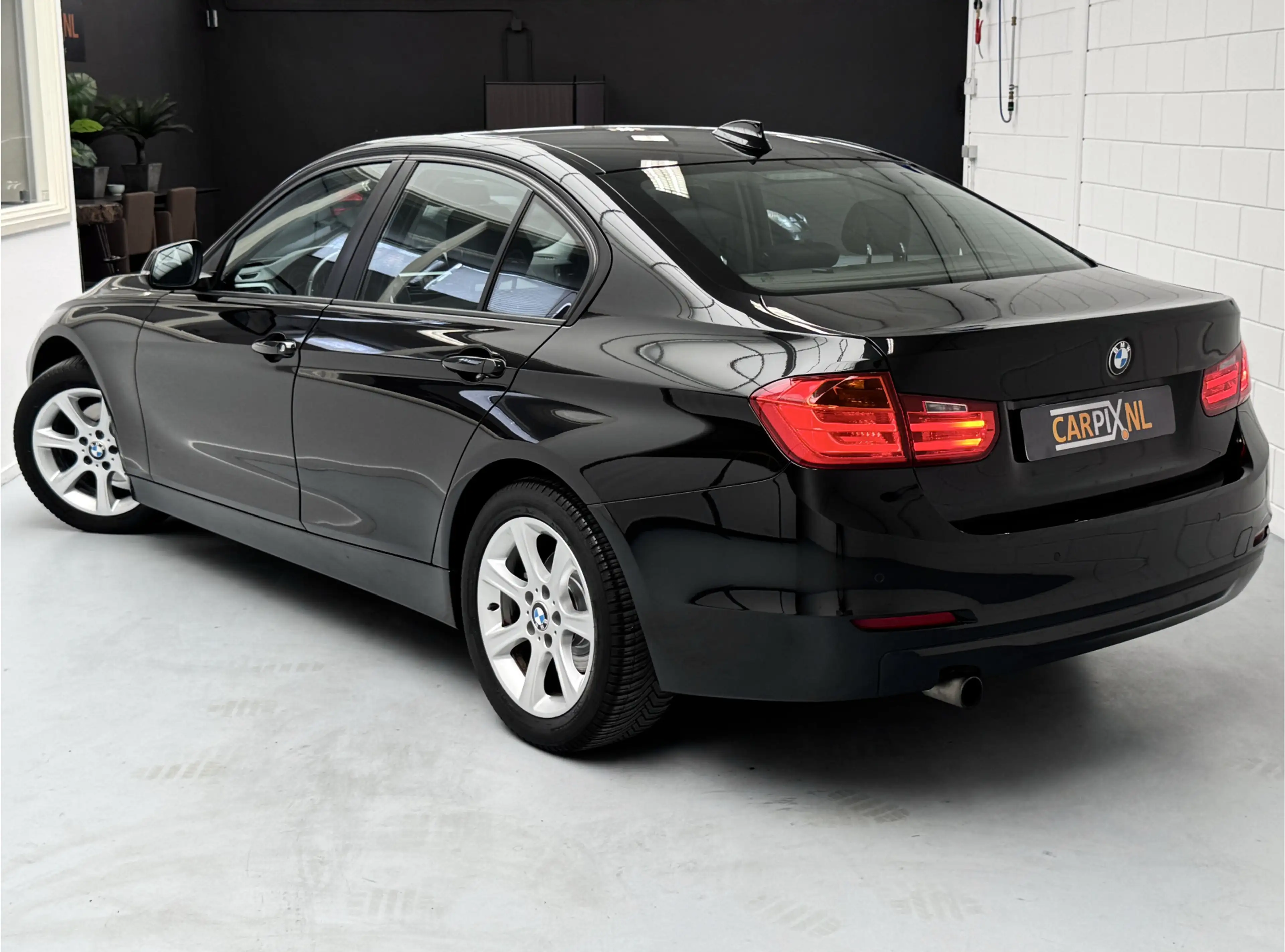 BMW 316 3-serie 316i High Executive — photo 13