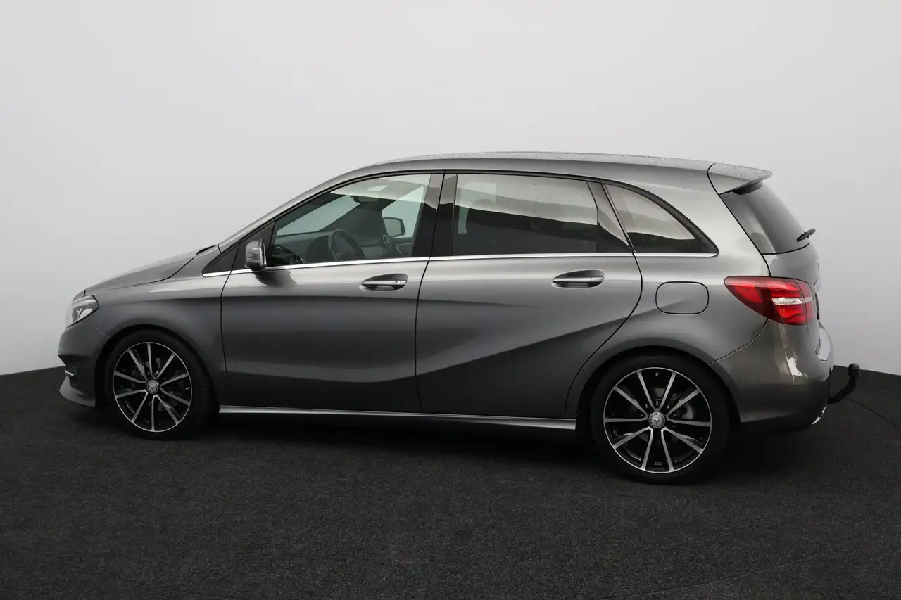 Mercedes-Benz B 180 — photo 3 sur 37