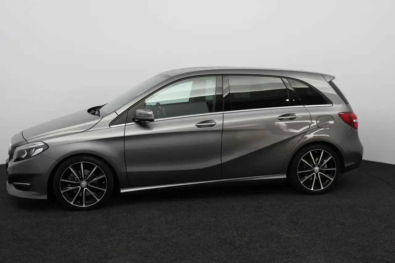 Mercedes-Benz B 180 — photo 4 sur 37