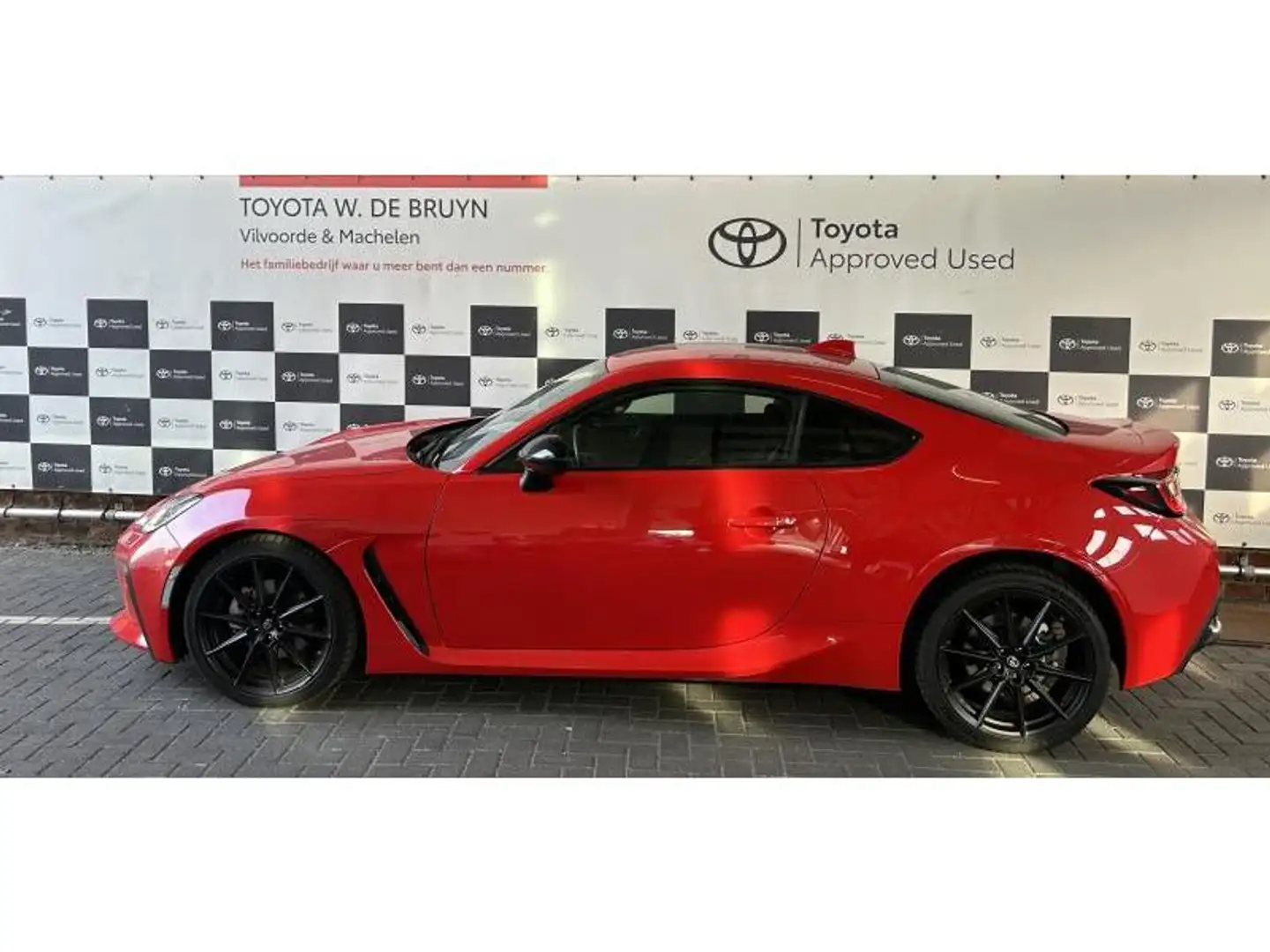 Toyota GR86 Sport Rot - 2