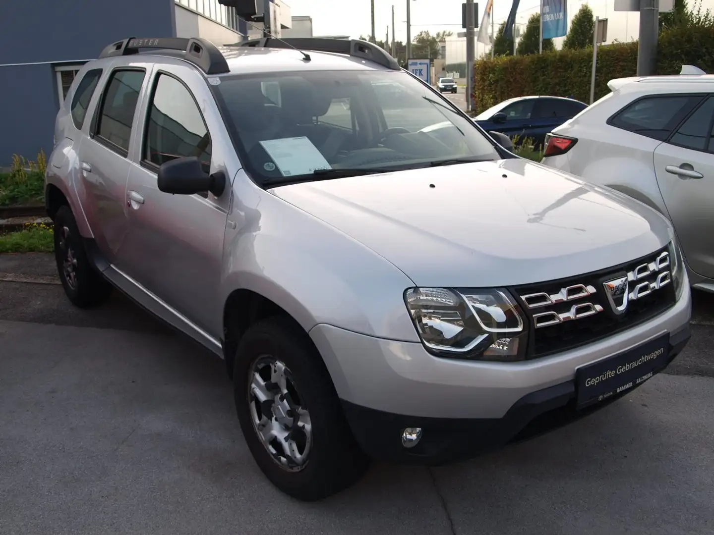 Dacia Duster Duster Lauréate SCe 115 S - 1