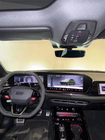 Audi RS5 view 9