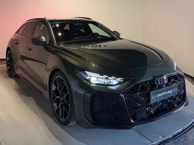 Audi RS5 view 2