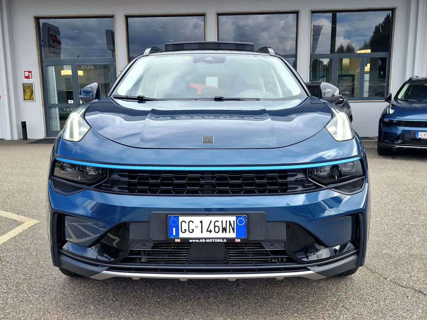 Lynk & Co 01 01 HEV Bleu - 2