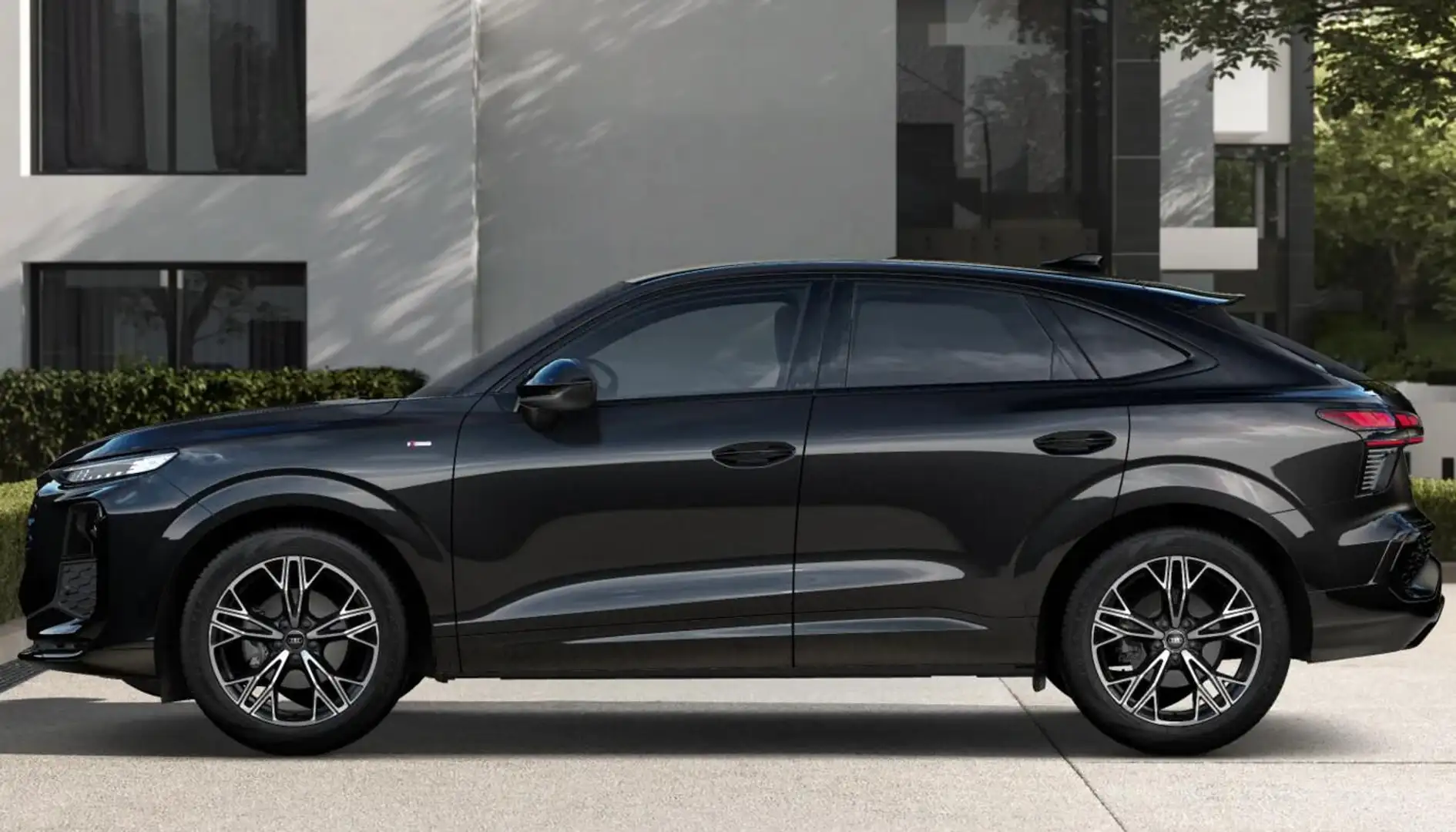 Audi Q3 Sportback 2xS line neuesMod Tech+ 19Z OptikP 11... Schwarz - 2