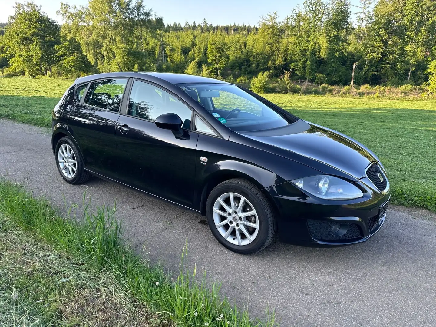 SEAT Leon Stylance / Style 1,4TSI Schwarz - 2