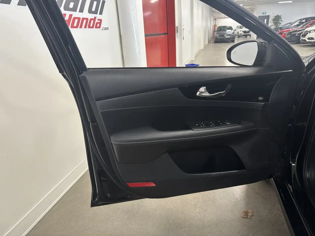 Kia Forte снимка Kia Forte