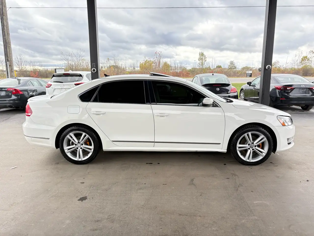 Volkswagen Passat снимка Volkswagen Passat