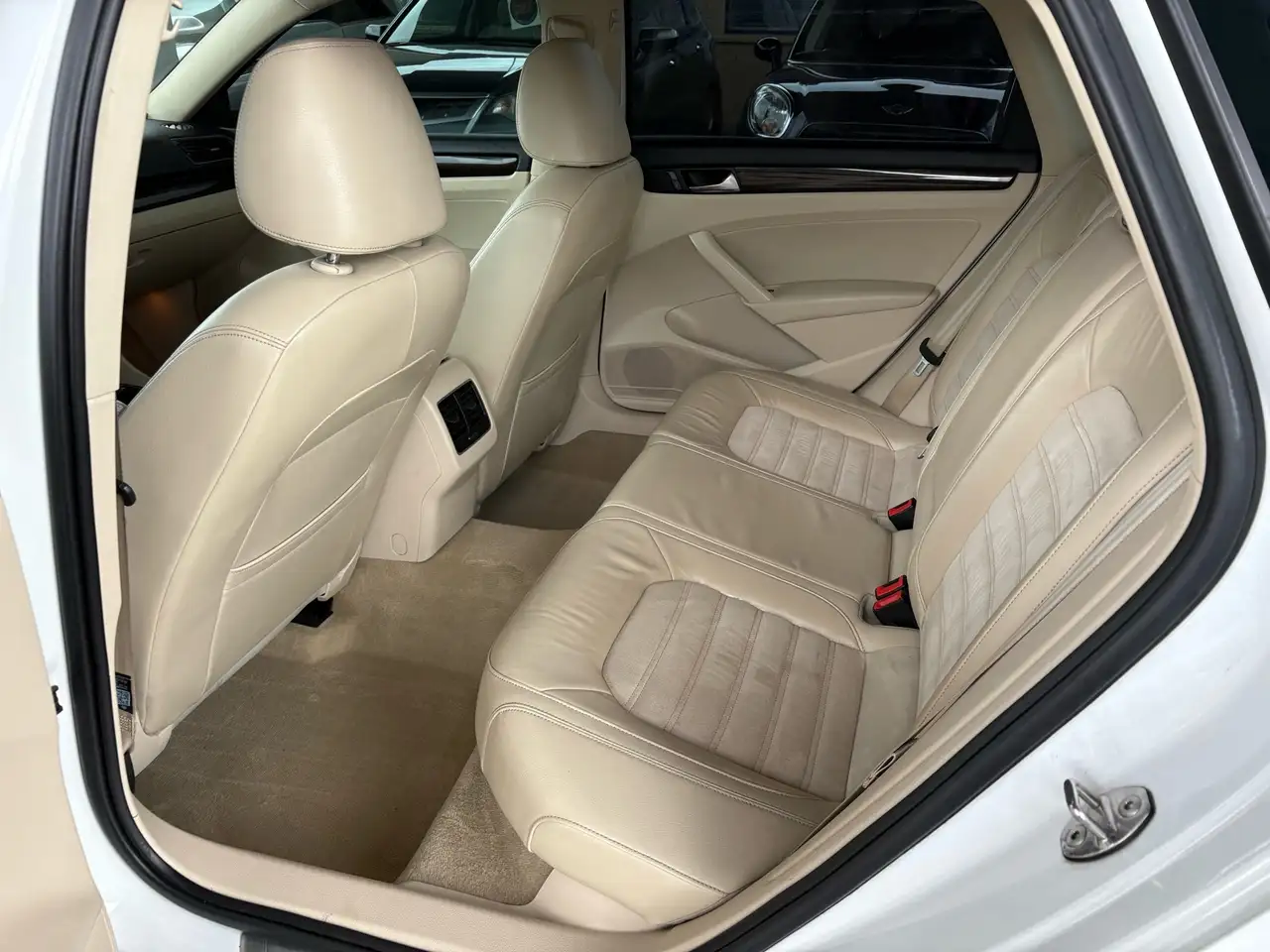 Volkswagen Passat снимка Volkswagen Passat