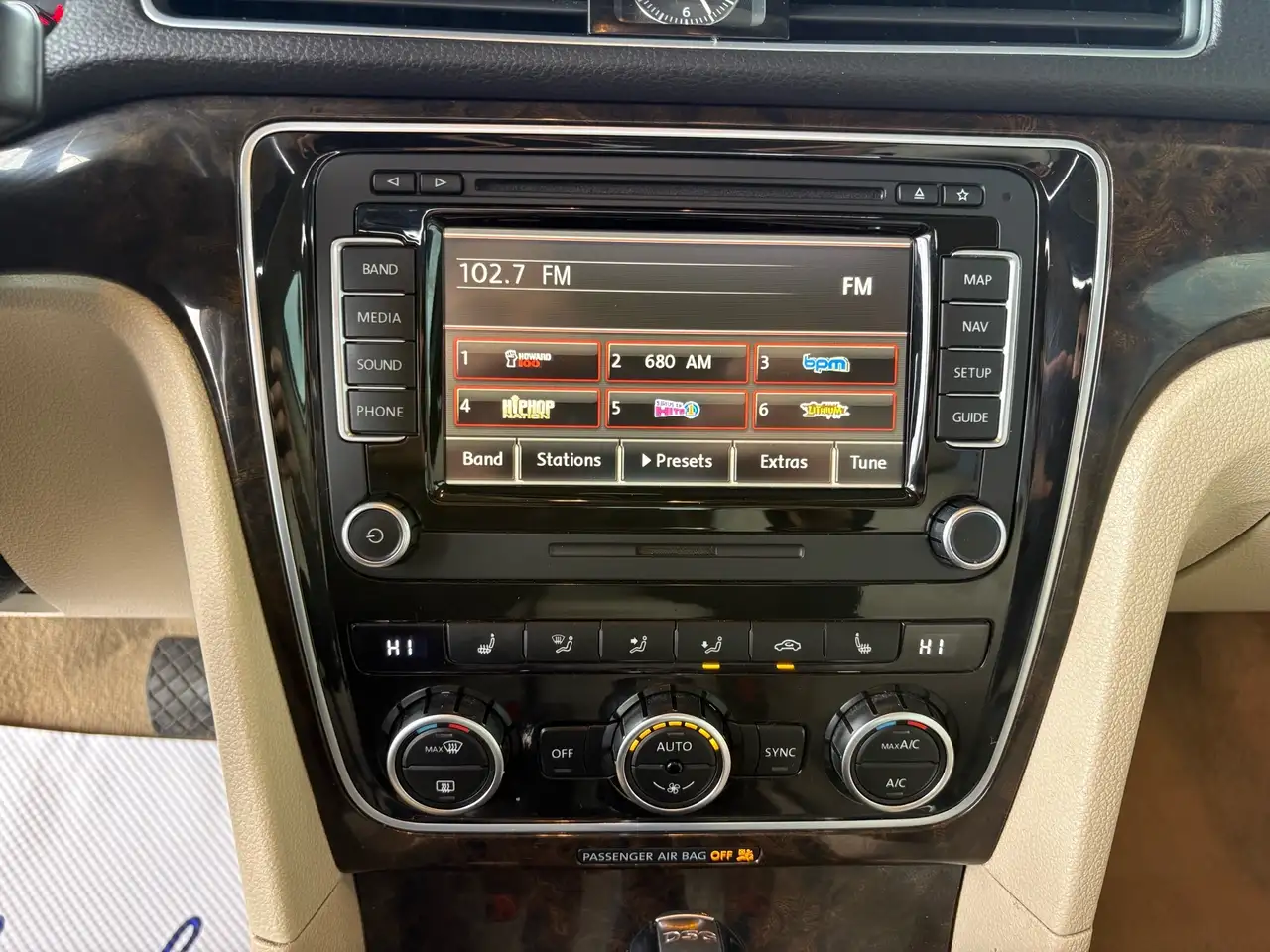 Volkswagen Passat снимка Volkswagen Passat