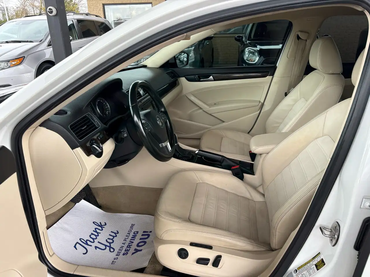 Volkswagen Passat снимка Volkswagen Passat