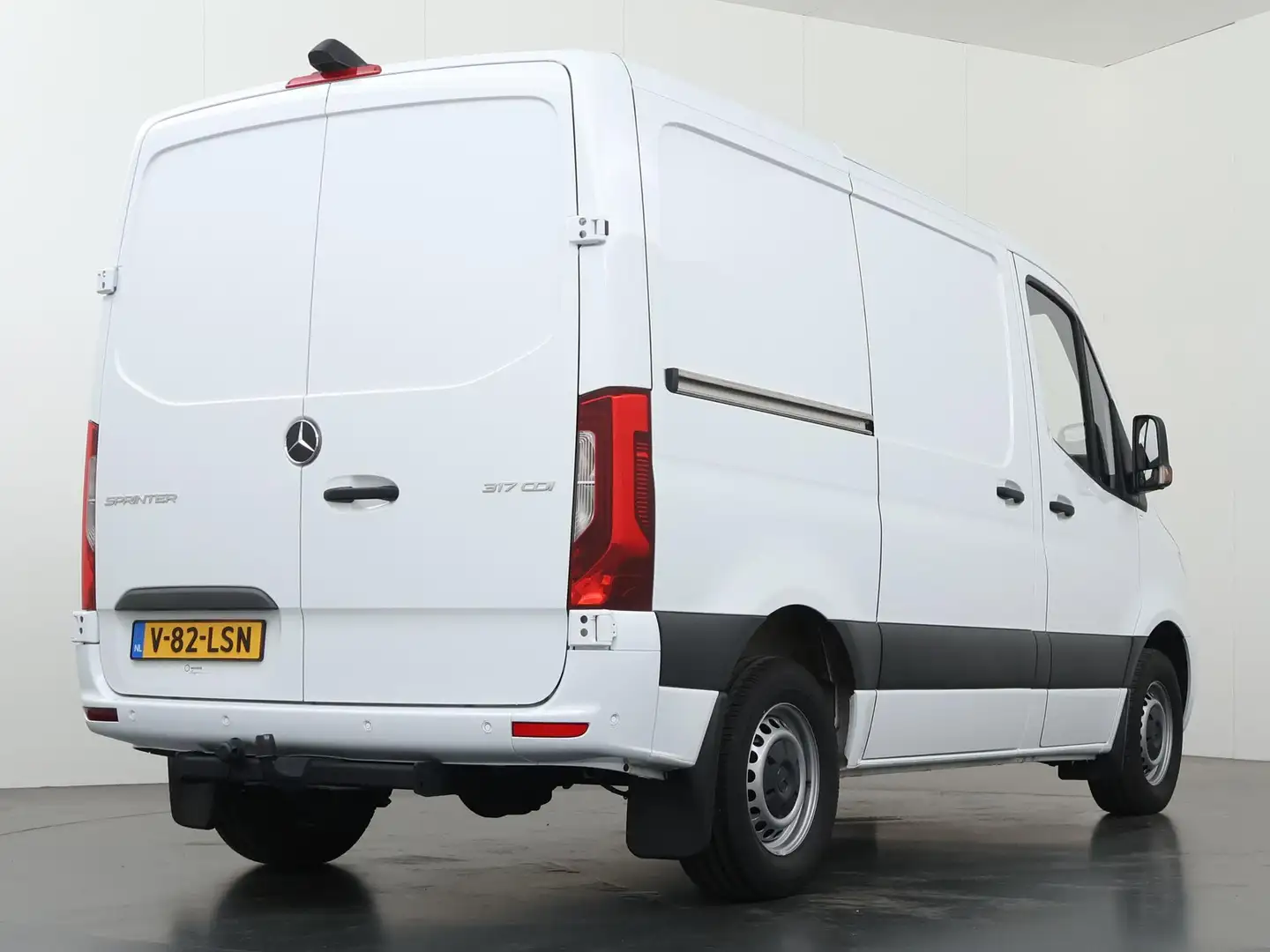Mercedes-Benz Sprinter 317 CDI L1 H1 | Aut. | Bluetooth | Parkeercamera | Wit - 2