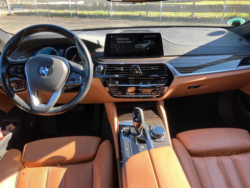 BMW 520 d xDrive Lux|LEDERSpoSi|HUD|NAVI PROFF|19Ź| — photo 5