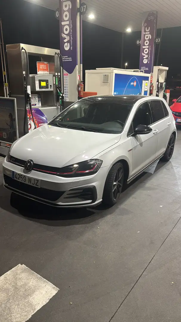 Volkswagen Golf GTI 2.0 TSI Performance DSG7 180kW - 1