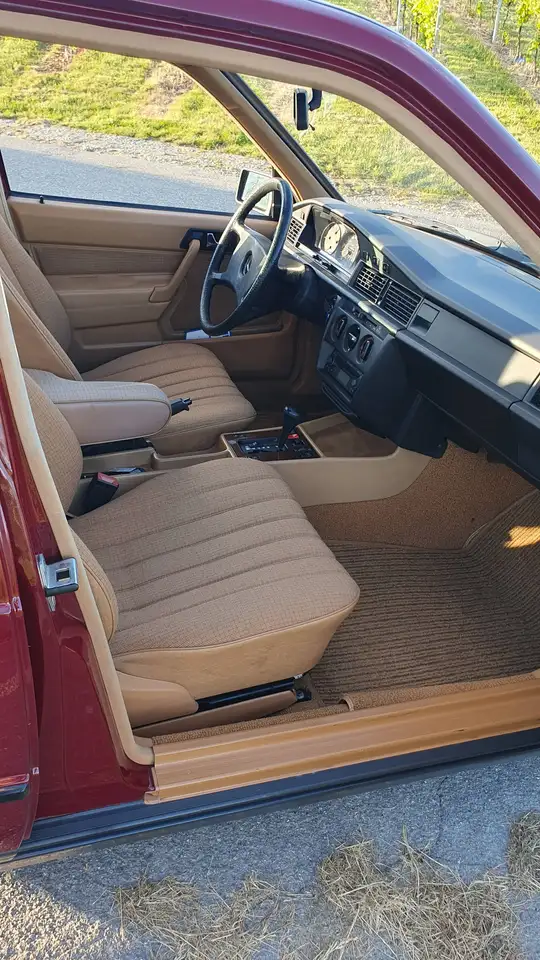 Mercedes-Benz 190, foto 5