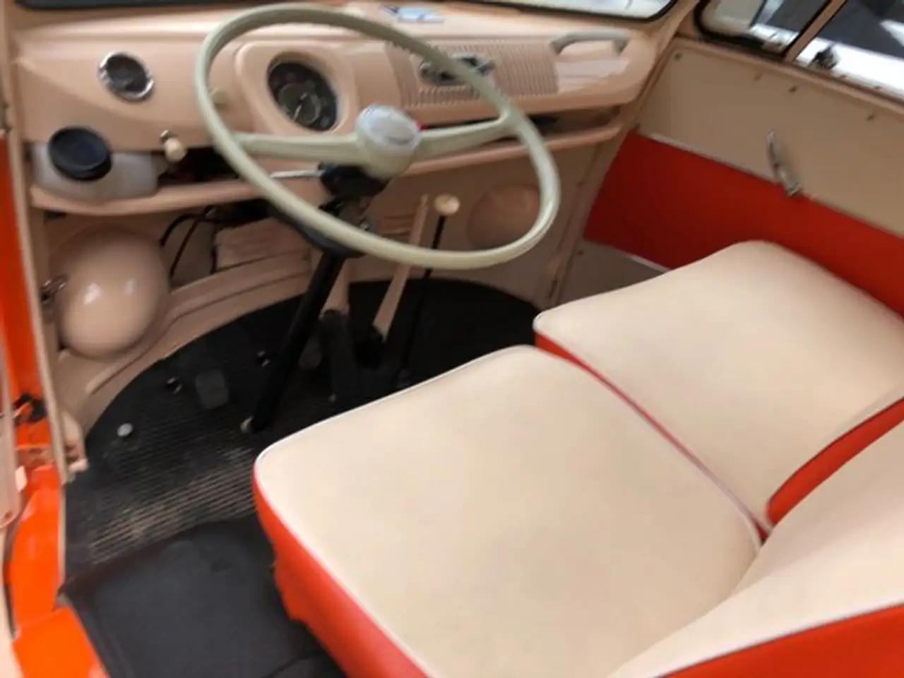 Volkswagen T1 Bus/Deutsche H-Zulassung/9 Sitze/VERZINKT !, foto 9
