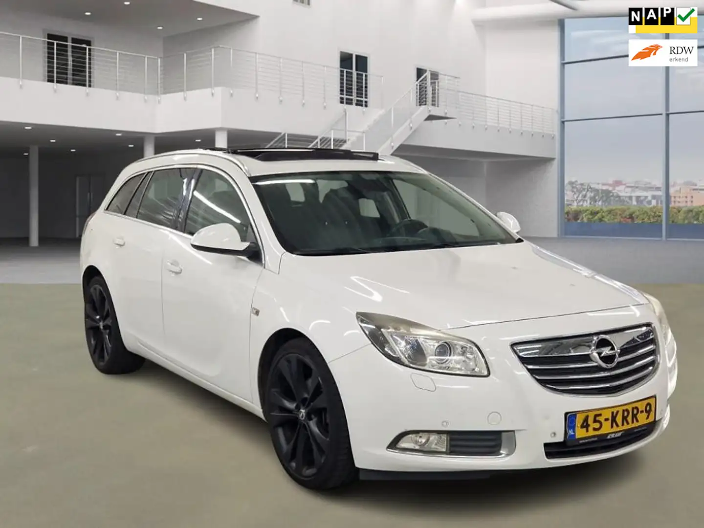 Opel Insignia Sports Tourer 1.6 T Cosmo|PANO|XENON|NAVI|PSENSOR Blanc - 1