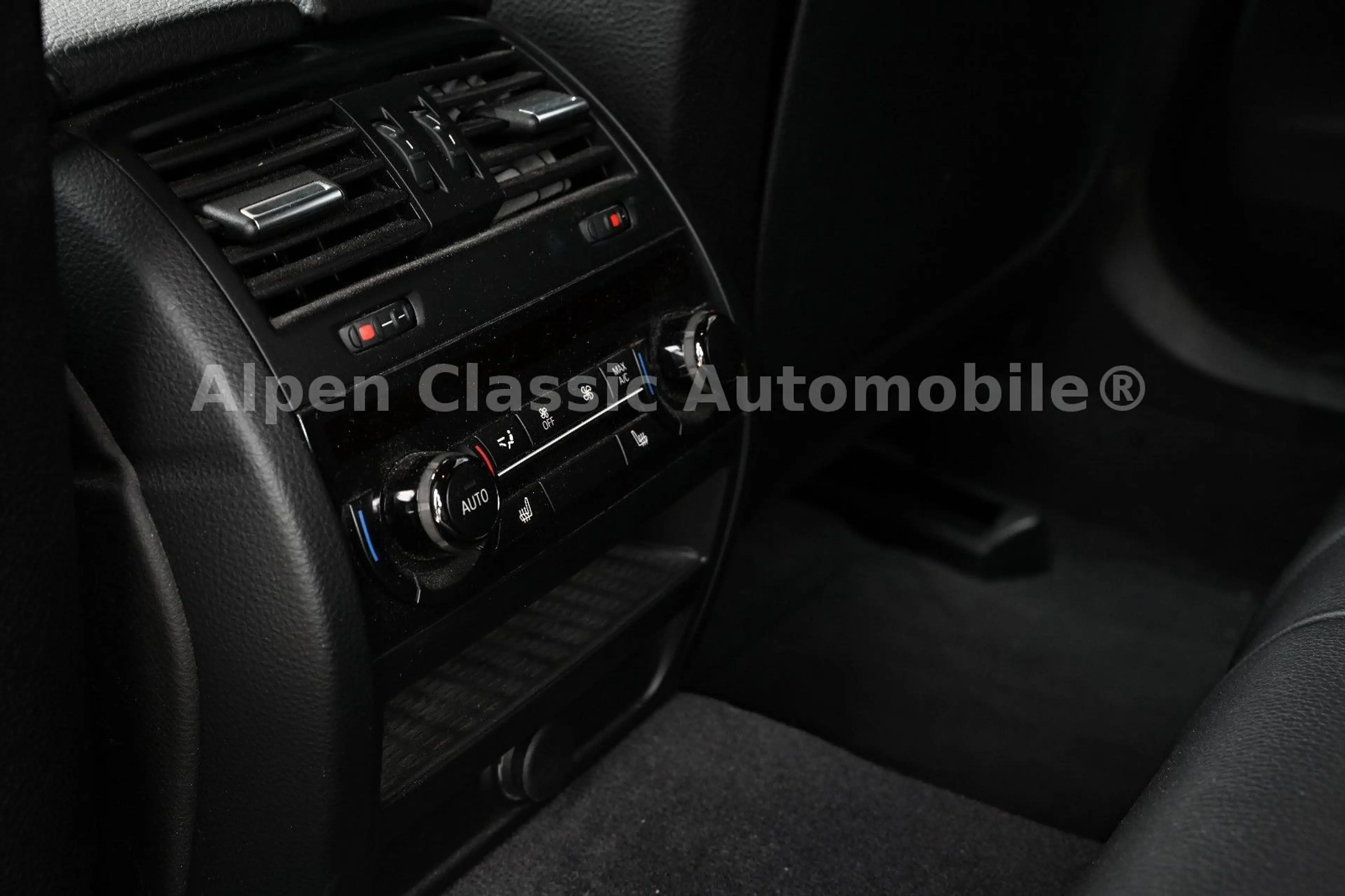 BMW 535 i Touring HUD, Sitzheizung, Keyless — photo 13