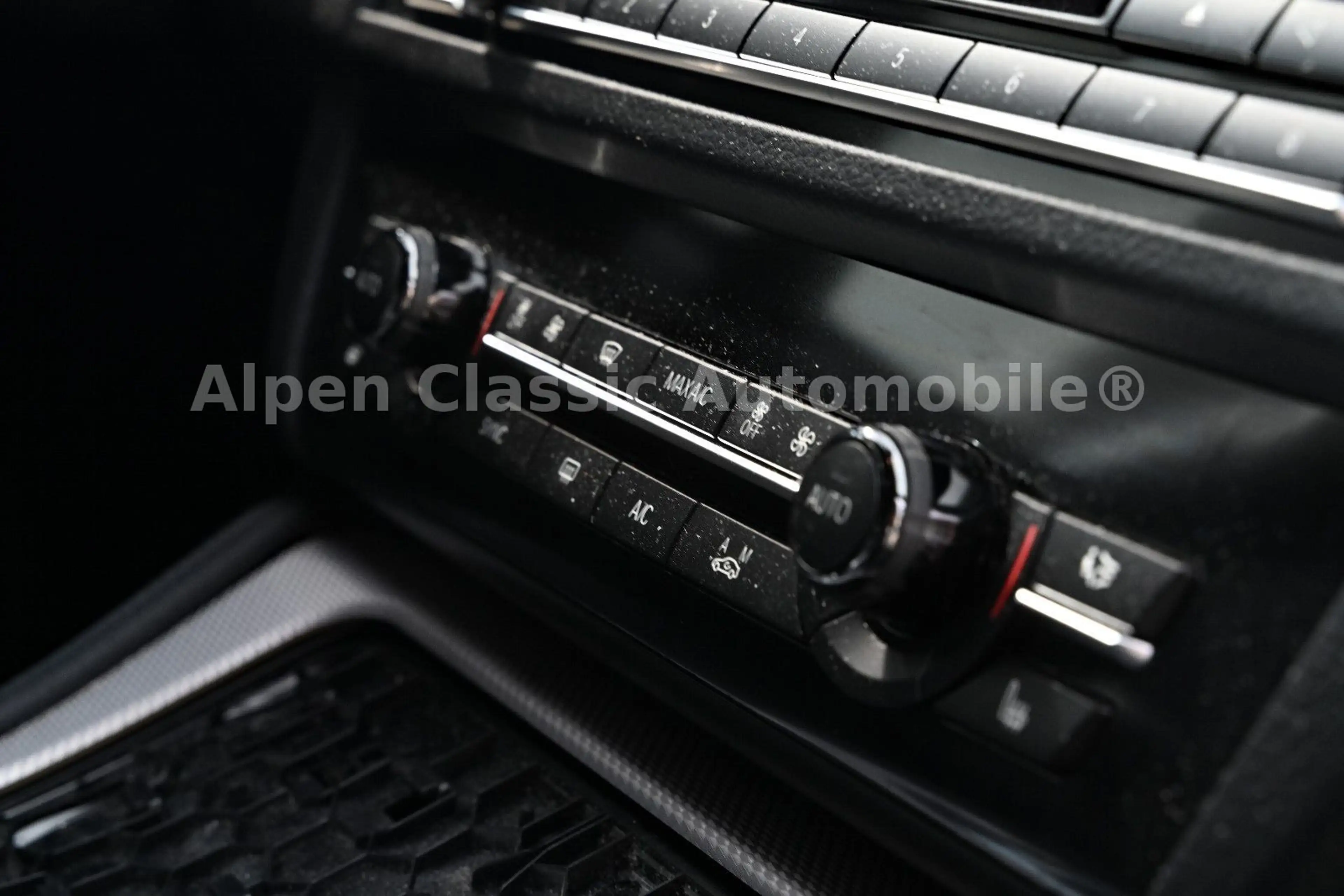 BMW 535 i Touring HUD, Sitzheizung, Keyless — photo 10