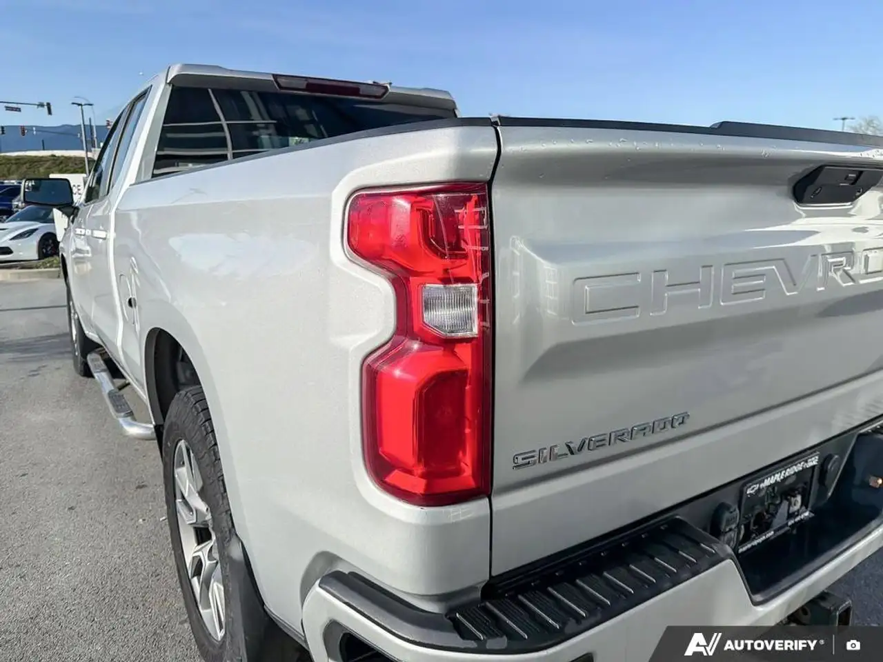Chevrolet Silverado 1500 снимка Chevrolet Silverado 1500