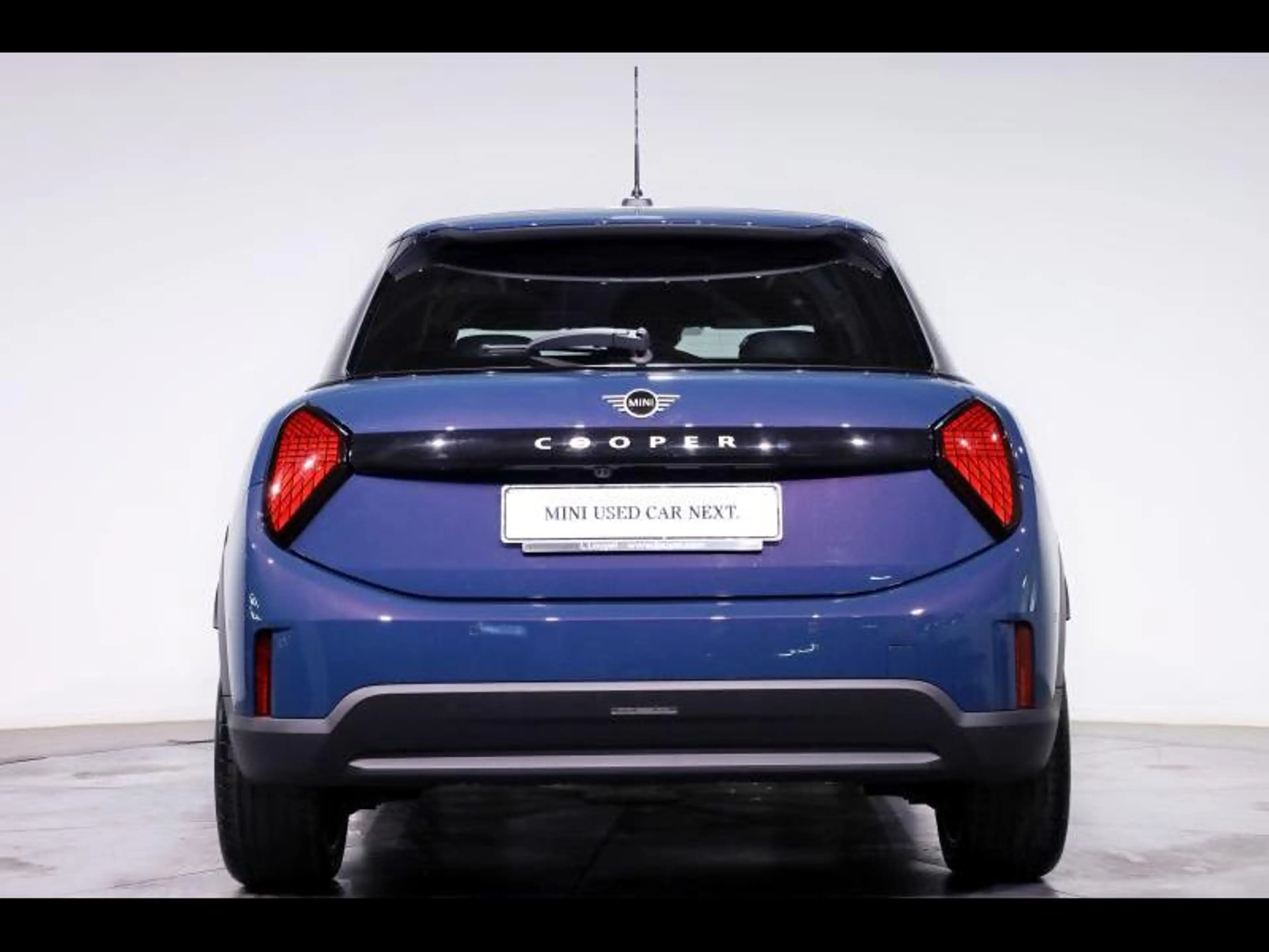 MINI Cooper C 5 portes — photo 4