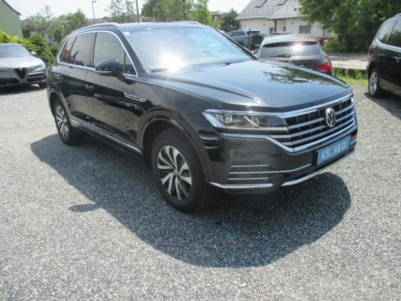 Volkswagen Touareg Elegance 4Motion — photo 7