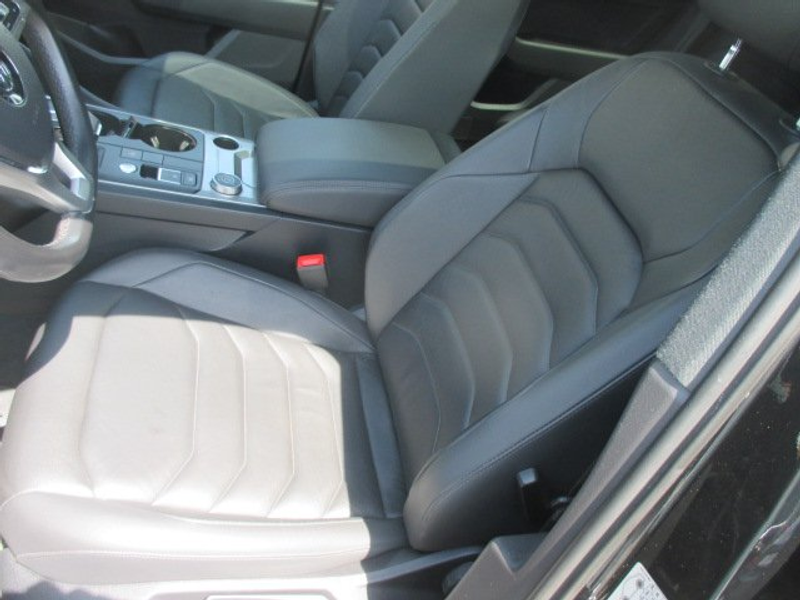Volkswagen Touareg Elegance 4Motion — photo 10