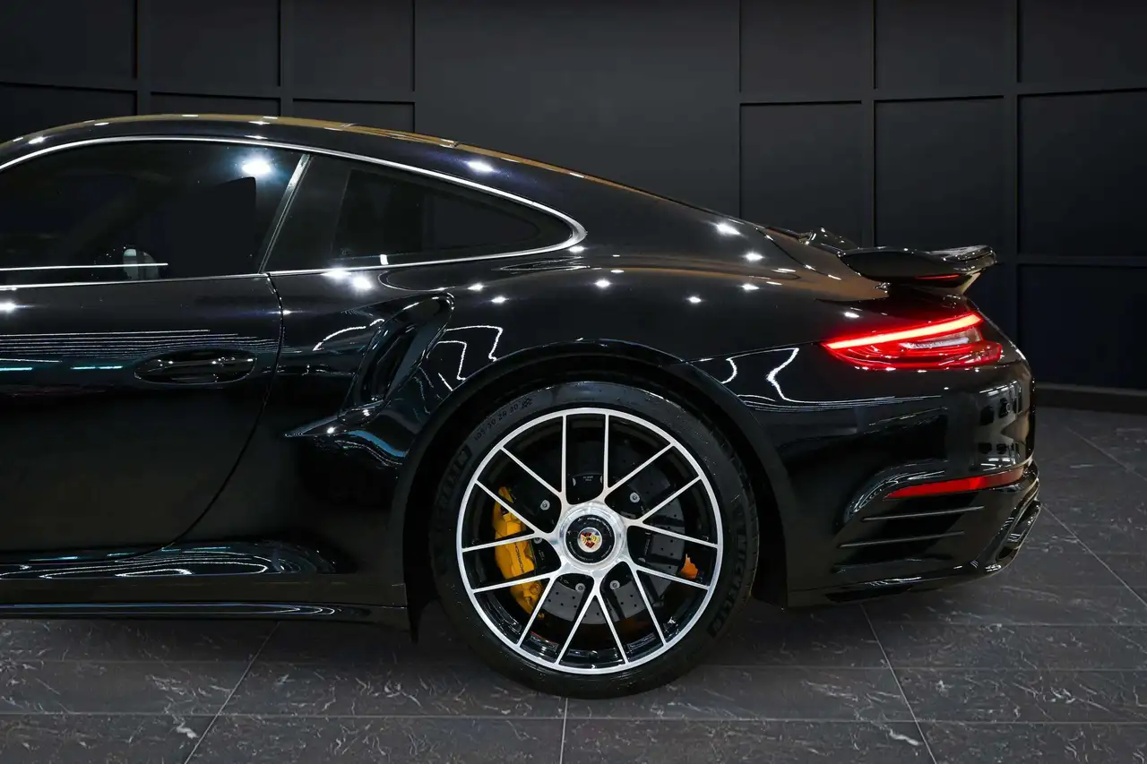 Porsche 911 снимка Porsche 911