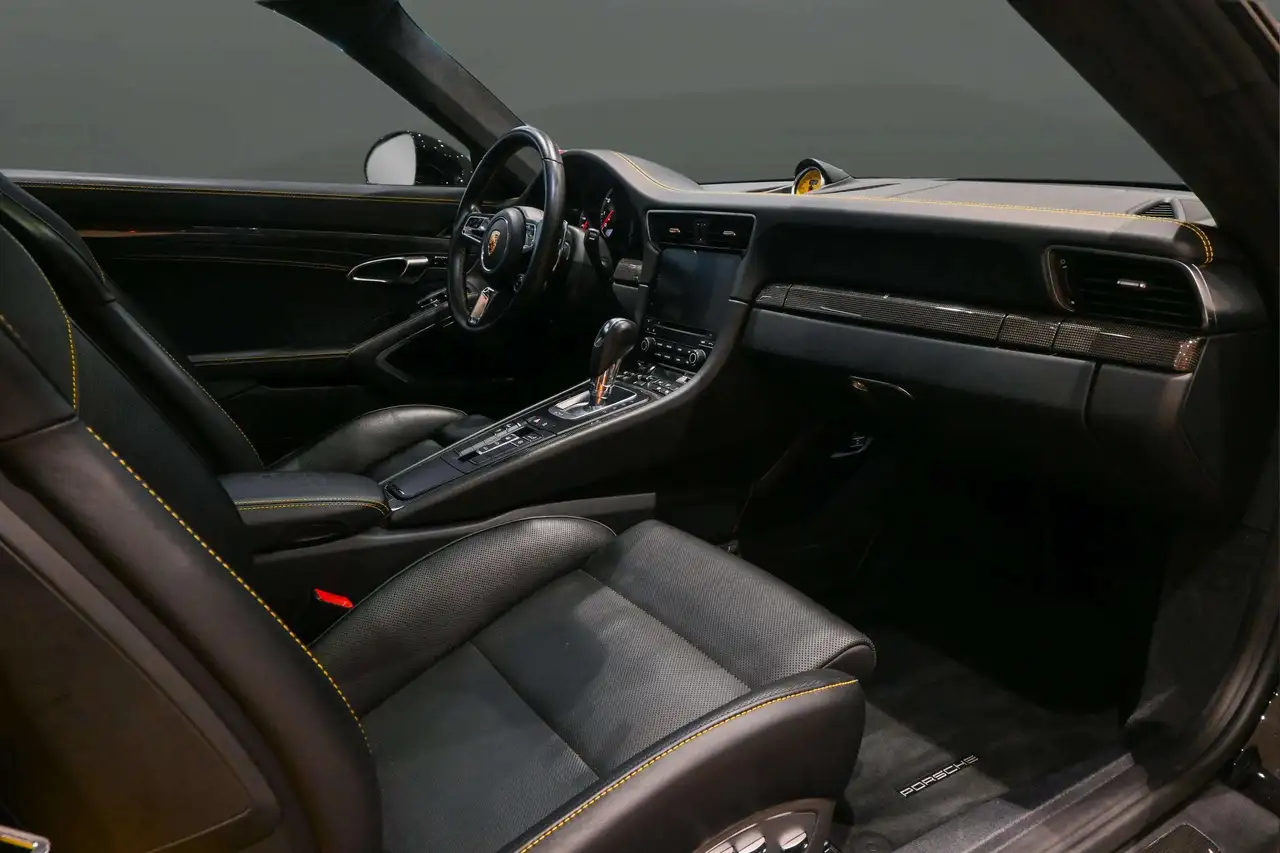 Porsche 911 снимка Porsche 911