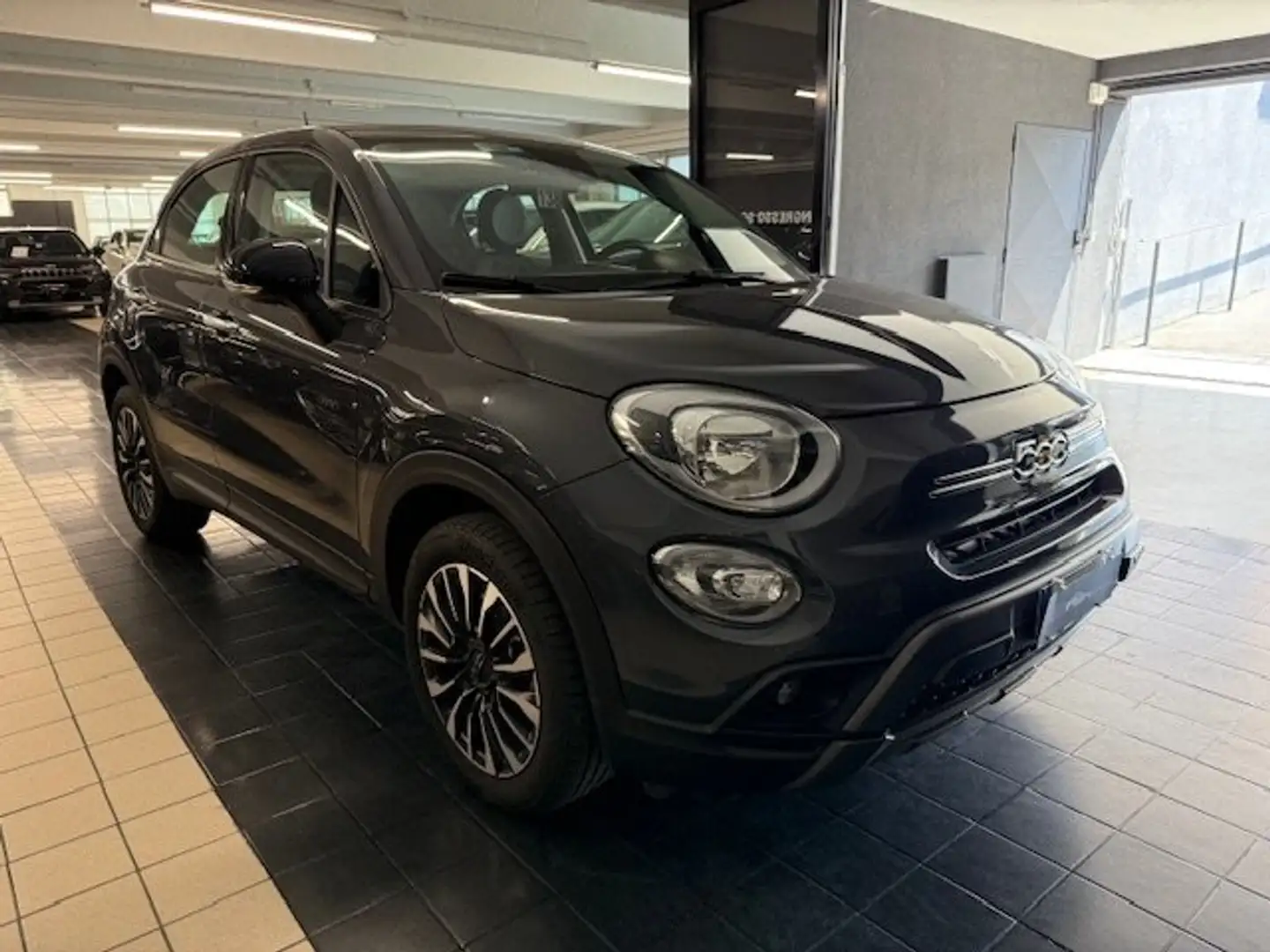 Fiat 500X Dolcevita 1.5 t4 hybrid Cross 130cv dct Grau - 2