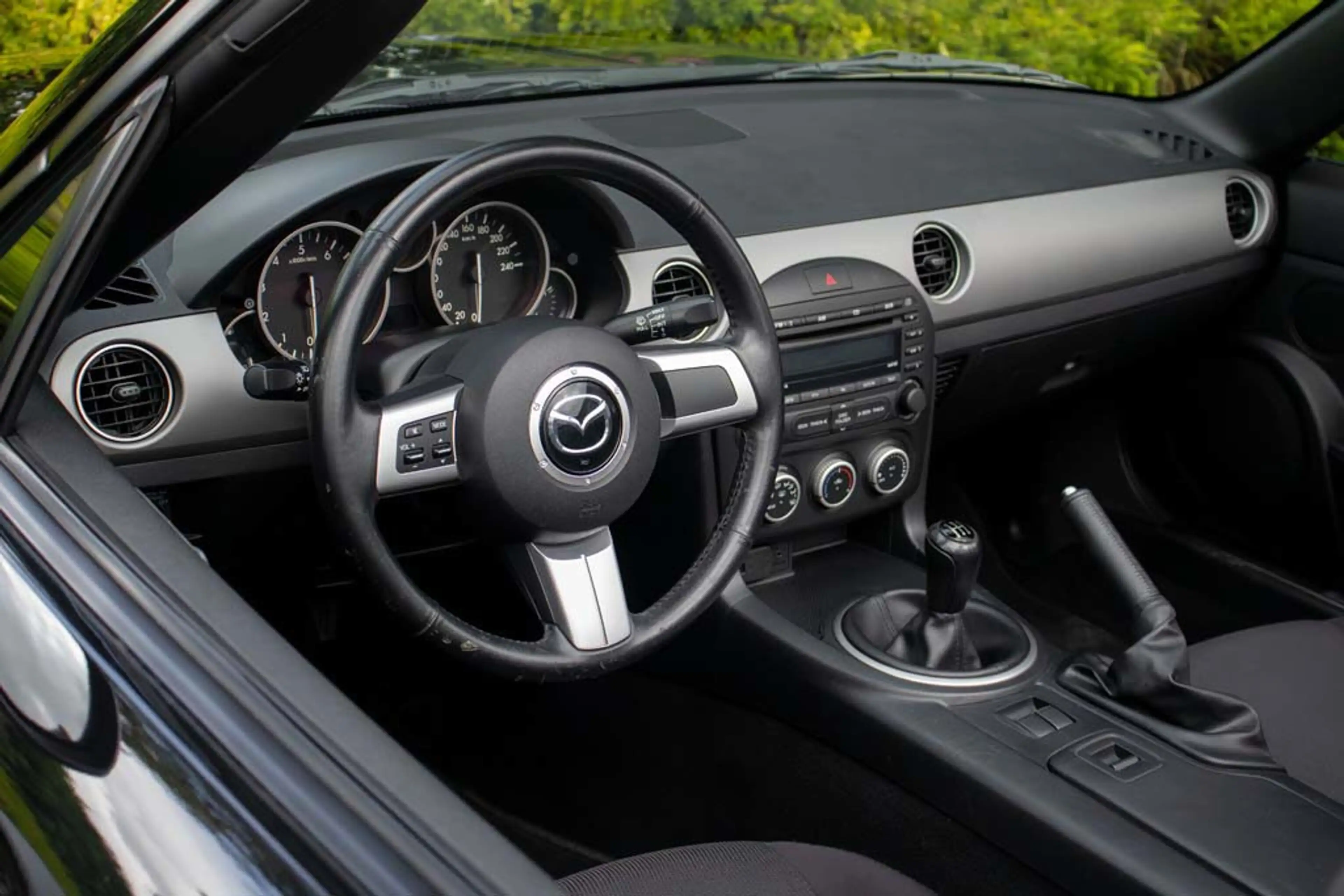 Mazda MX-5 NC 1.8l Brilliant Black — photo 15