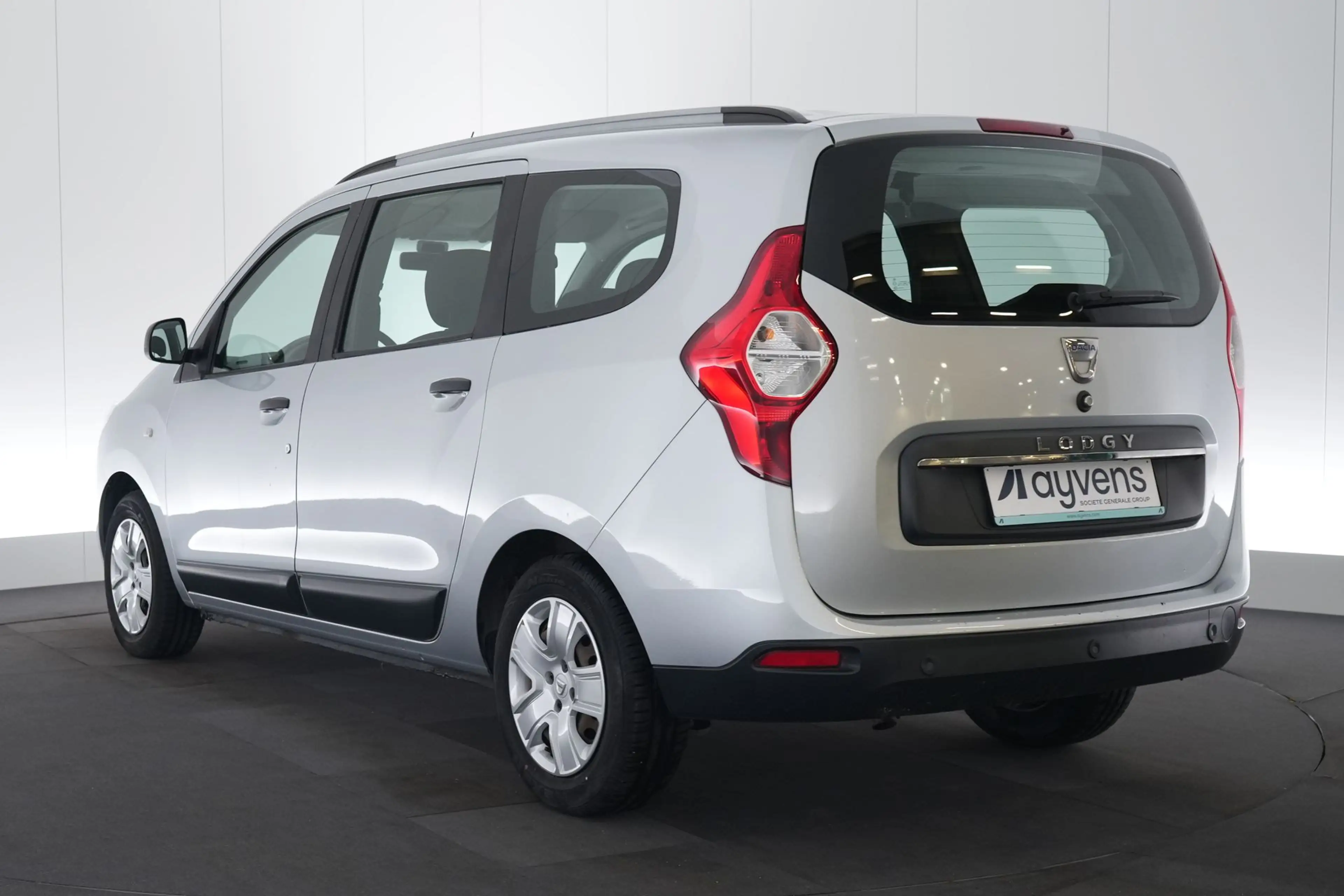 Dacia Lodgy 1.3 TCe Comfort PDC Cruise Ctrl — photo 9