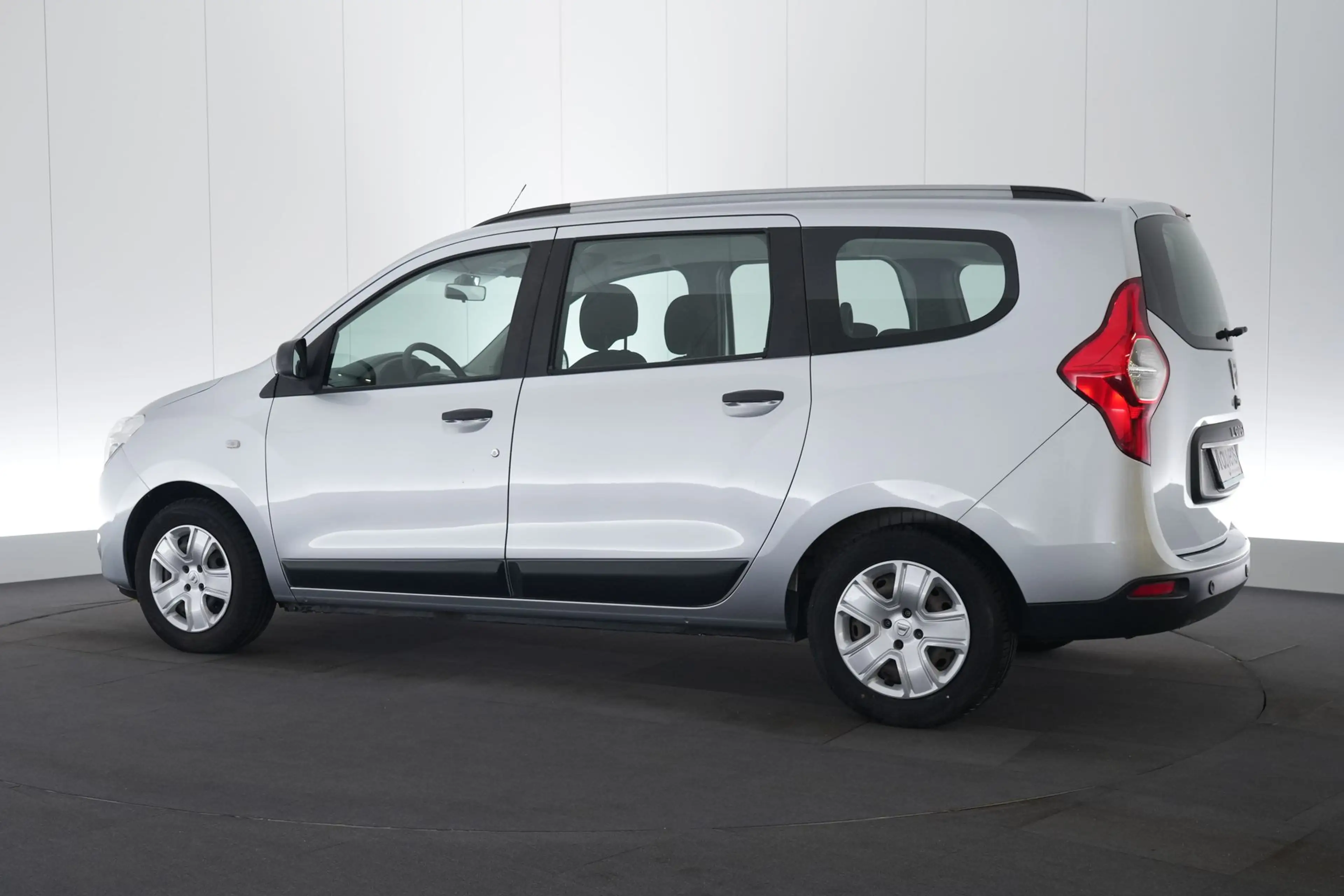 Dacia Lodgy 1.3 TCe Comfort PDC Cruise Ctrl — photo 10