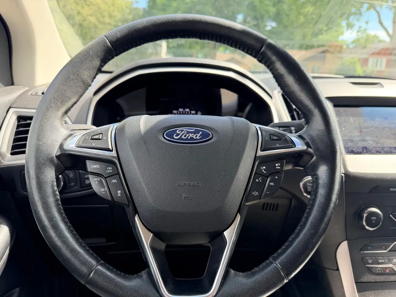 Ford Edge снимка Ford Edge