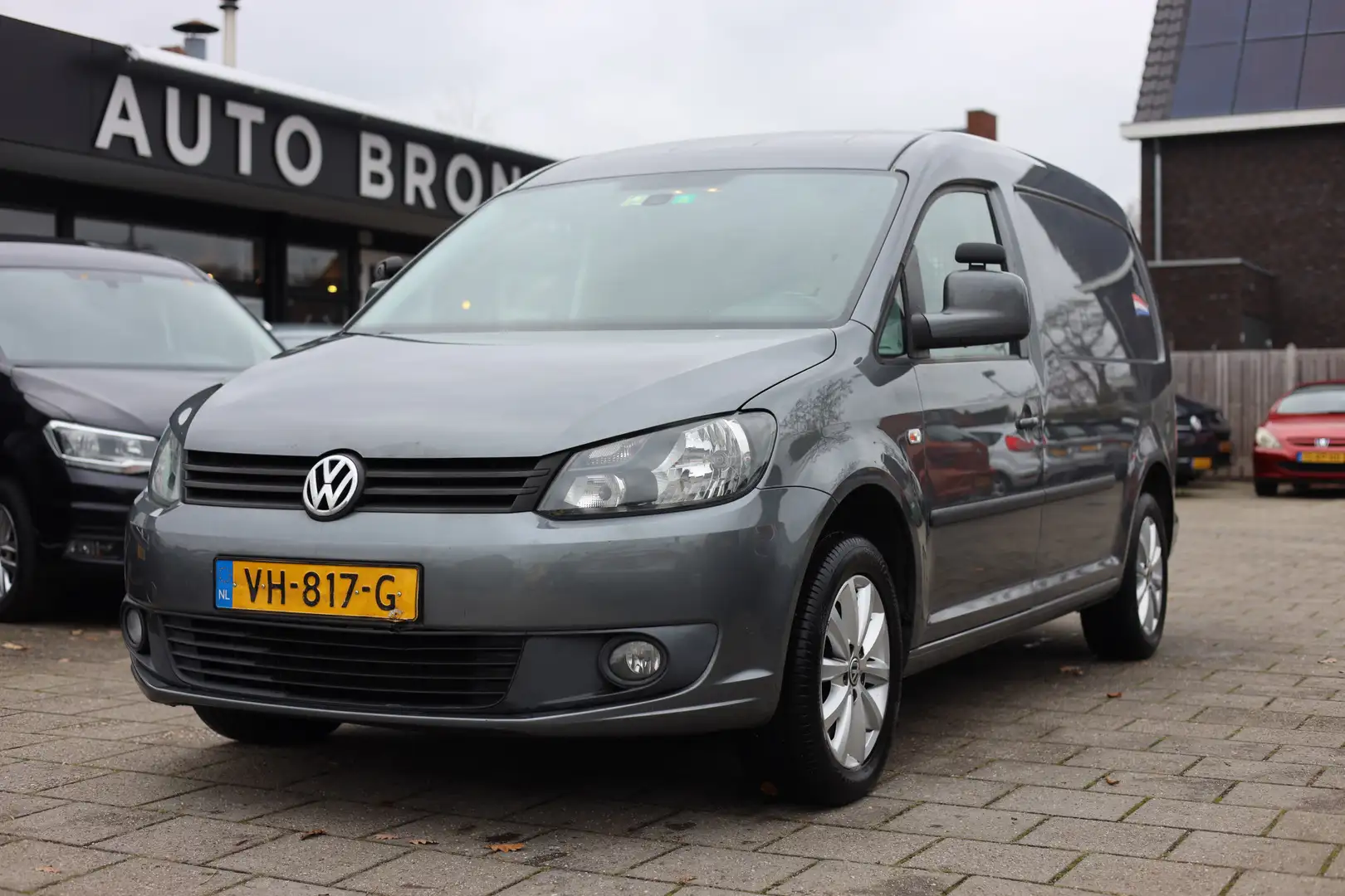 Volkswagen Caddy 2.0 TDI MAXI I AUT I CRUISE I LEDER I NAVI Grijs - 1