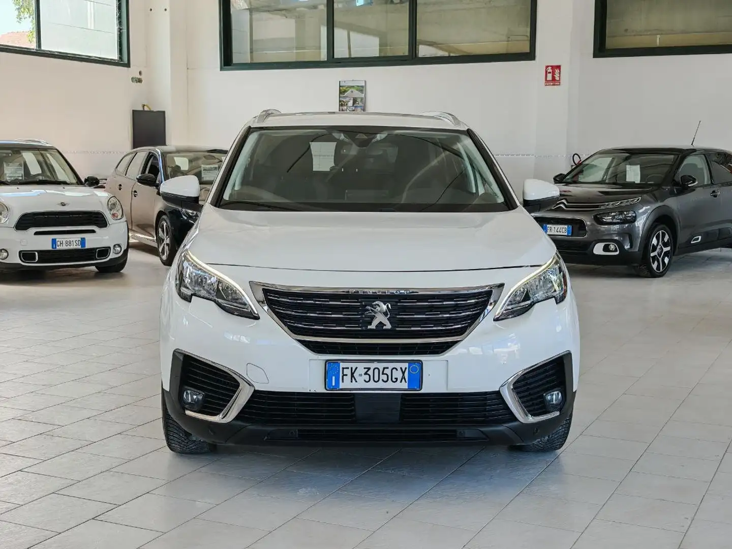 Peugeot 5008 5008 II 2016 1.6 bluehdi Active s Bianco - 1