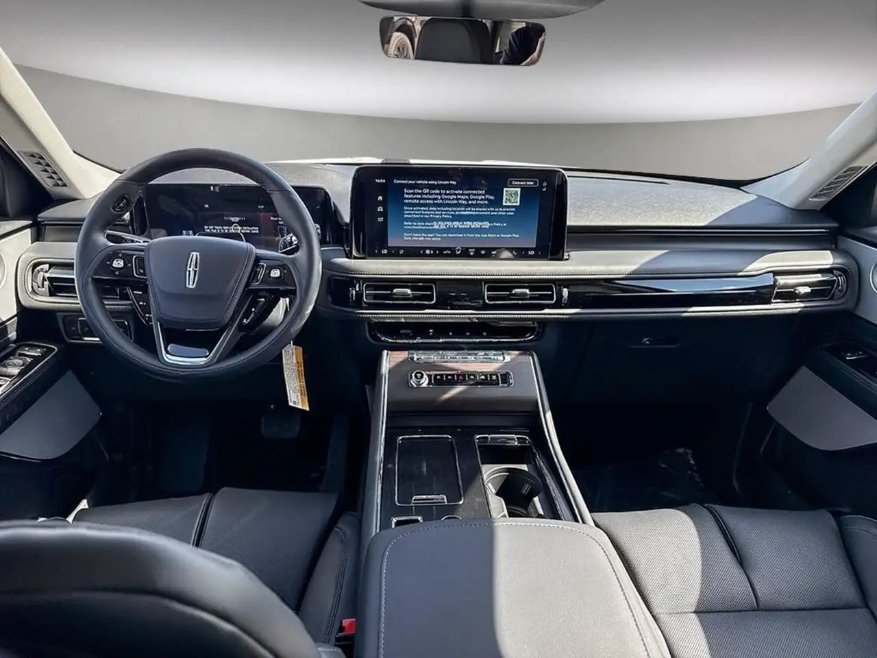 Lincoln Aviator снимка Lincoln Aviator